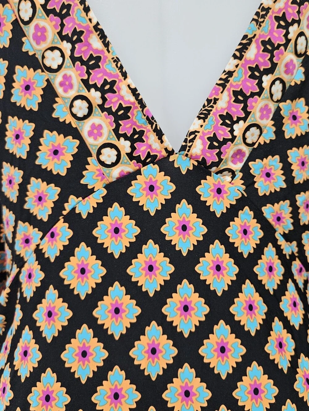 Nanette Lepore Swim XS Coverup Hot Pink Orange Medallion Floral Cold Shoulder